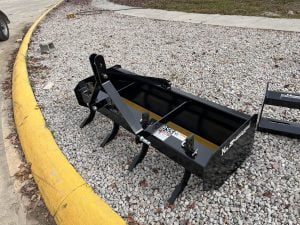 5' Box Blade with Removable Cutting Edge